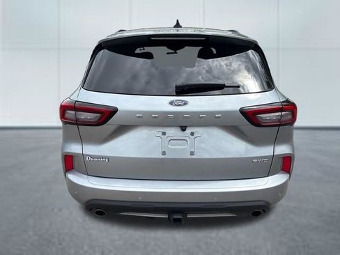Used 2023 Ford Escape ST-Line Select w/ Tech Pack #2 AWD/4WD image 3
