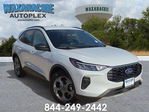 Used 2025 Ford Escape ST-Line image 1