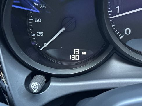 New 2026 Porsche Macan AWD/4WD image 32