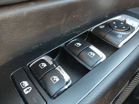 Used 2020 Kia Telluride SX w/ Towing Package FWD image 27
