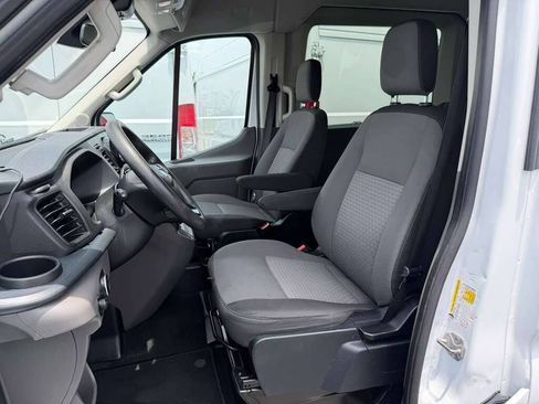 Used 2021 Ford Transit 350 XLT RWD image 11