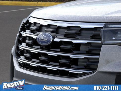Used 2026 Ford Explorer Active w/ Active Comfort Package AWD/4WD image 18