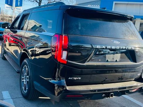 Used 2025 Ford Expedition Max Active image 4