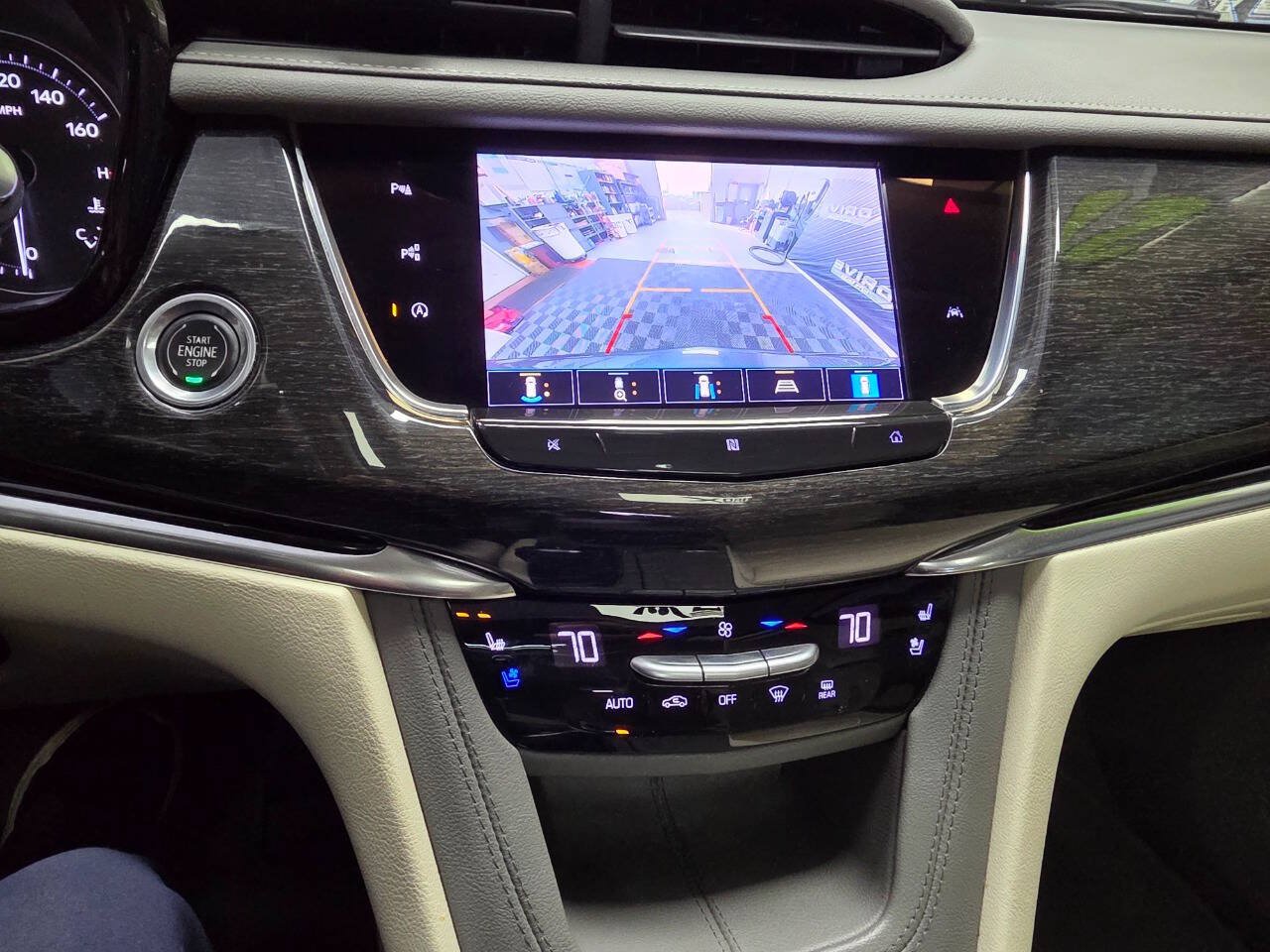 Used 2021 Cadillac XT6 Premium Luxury FWD image 22