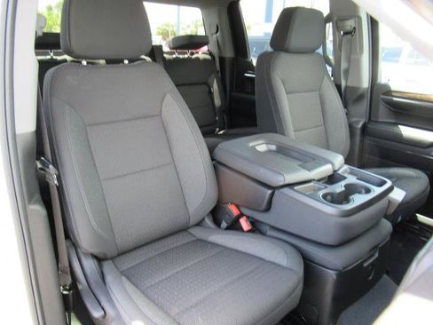 Used 2024 GMC Sierra 1500 Elevation AWD/4WD image 9