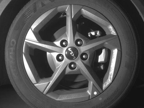 Used 2025 Kia K4 LXS image 13