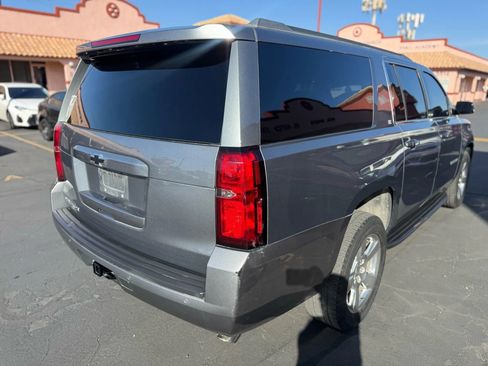 Used 2020 Chevrolet Suburban LT image 6