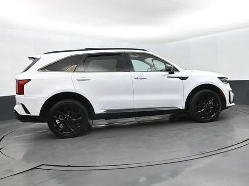 Used 2022 Kia Sorento SX FWD image 4