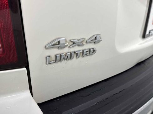 Used 2006 Jeep Grand Cherokee Limited image 27