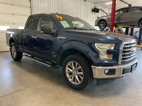 Used 2017 Ford F150 XLT w/ Equipment Group 302A Luxury AWD/4WD image 5