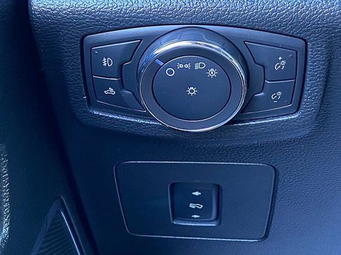 Used 2016 Ford F150 Lariat w/ Equipment Group 502A Luxury AWD/4WD image 60