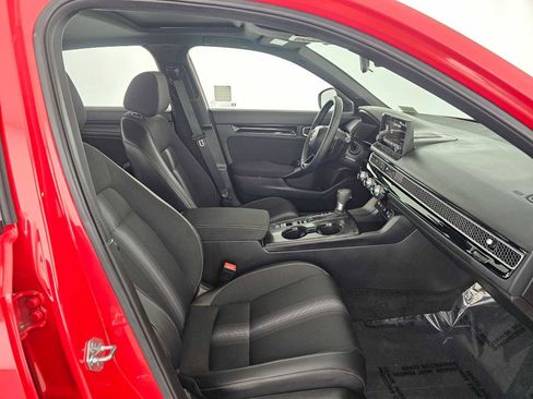 Used 2025 Honda Civic Sport image 10