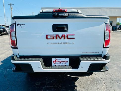 Used 2022 GMC Canyon Denali AWD/4WD image 9