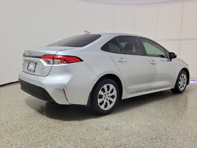 Used 2024 Toyota Corolla LE FWD image 5