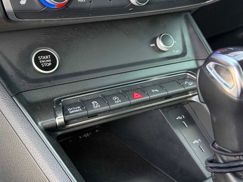 Used 2022 Audi Q3 2.0T Premium image 21