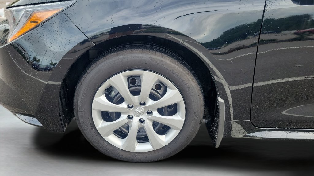Certified 2026 Toyota Corolla LE FWD image 24