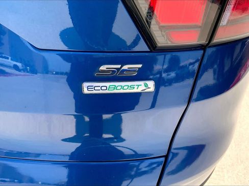 Used 2017 Ford Escape SE FWD image 10