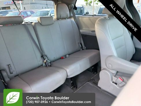 Used 2020 Toyota Sienna XLE w/ XLE Navigation Package AWD/4WD image 15