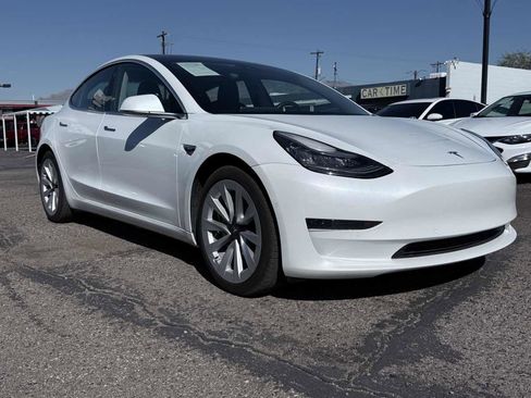 Used 2020 Tesla Model 3 Long Range image 2