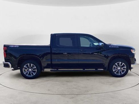 Used 2025 Chevrolet Silverado 1500 LT AWD/4WD image 6