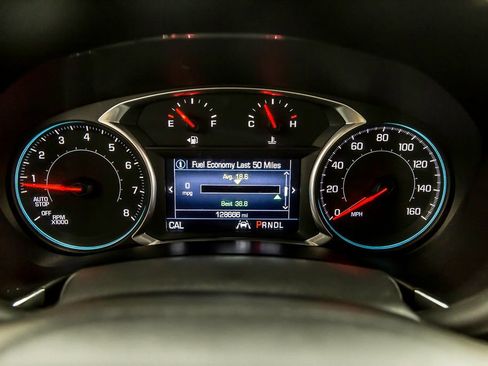 Used 2020 Chevrolet Equinox LT FWD image 16