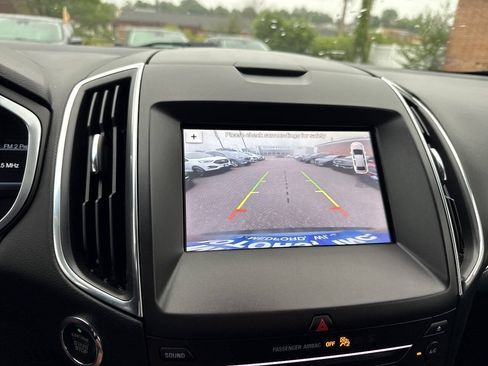 Used 2019 Ford Edge Titanium AWD/4WD image 35