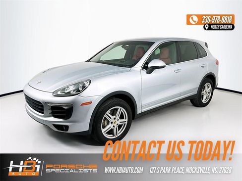 Used 2017 Porsche Cayenne S image 1