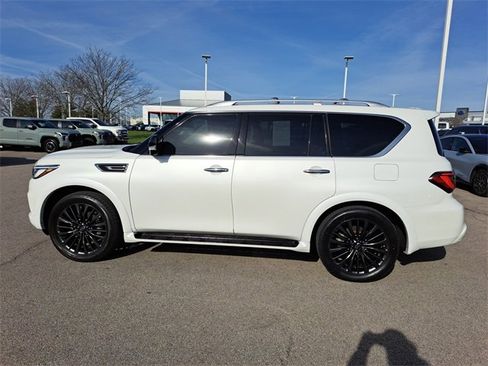 Used 2022 INFINITI QX80 Premium Select w/ Cargo Package image 2