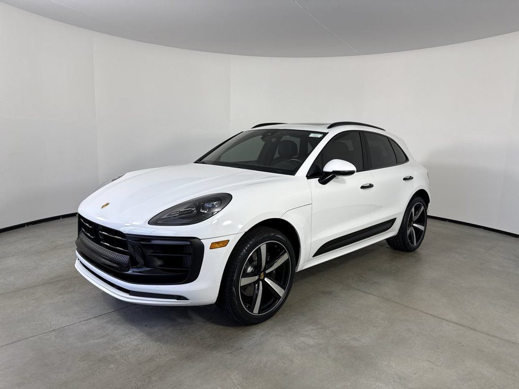 Used 2023 Porsche Macan S AWD/4WD image 1