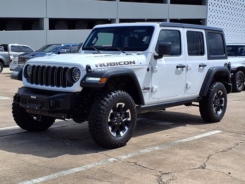 Used 2025 Jeep Wrangler Unlimited Rubicon AWD/4WD image 24