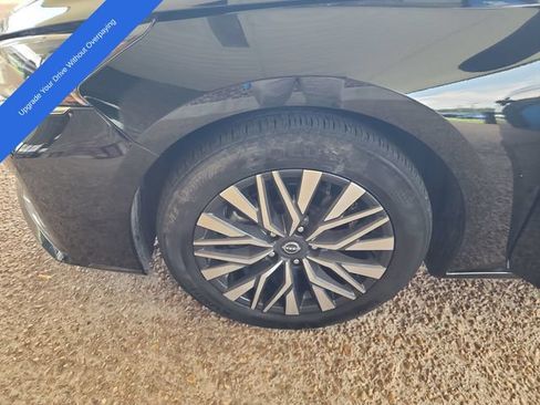 Used 2025 Nissan Altima 2.5 SV FWD image 21