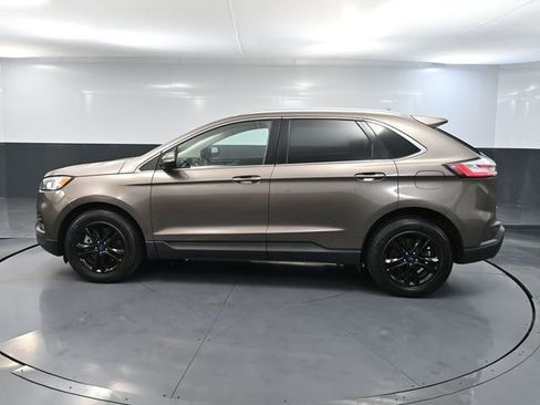 Used 2019 Ford Edge SEL w/ Equipment Group 201A image 9