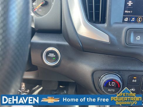 Used 2023 GMC Terrain SLE w/ Driver Convenience Package FWD image 17