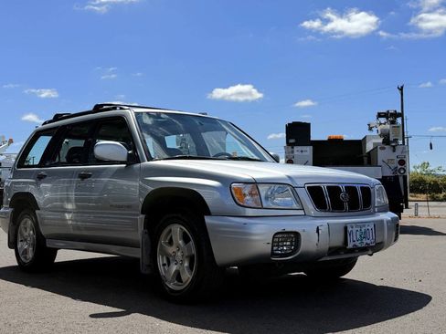 Used 2002 Subaru Forester S AWD/4WD image 7