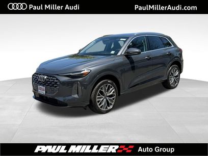 Used 2025 Audi Q5 Premium Plus w/ Premium Plus