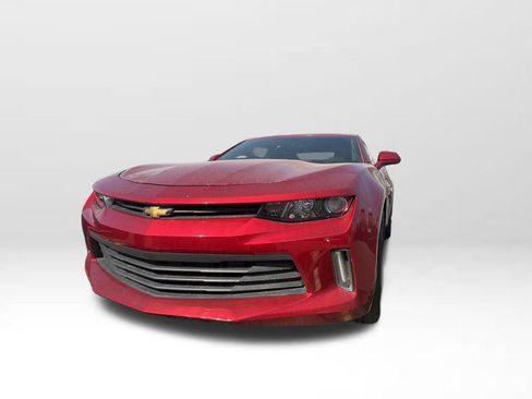 Used 2017 Chevrolet Camaro LT image 7