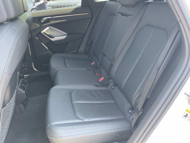 Used 2025 Audi Q3 2.0T Premium AWD/4WD image 18