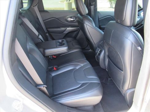 Used 2020 Jeep Cherokee Limited AWD/4WD image 29