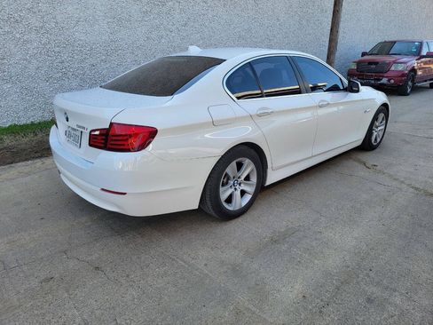 Used 2013 BMW 528i Sedan RWD image 4