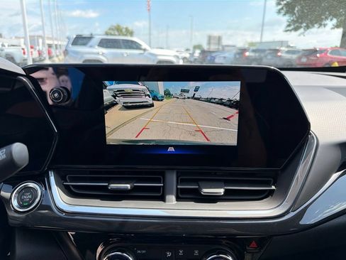 New 2026 Chevrolet Trax ACTIV FWD image 23