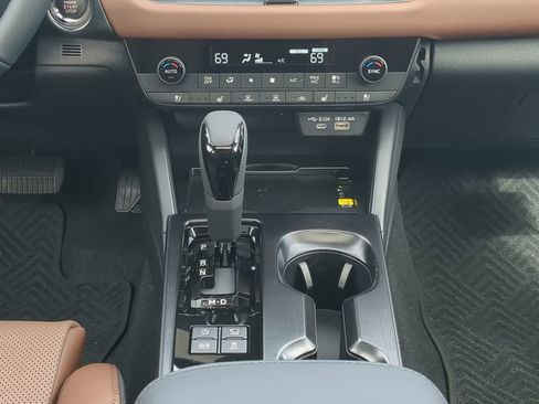 New 2026 Subaru Outback Touring AWD/4WD image 16