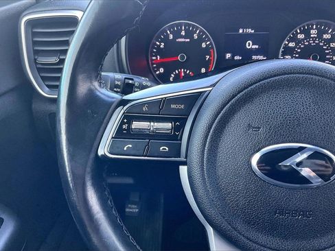 Used 2021 Kia Sportage S image 17