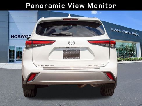 Used 2022 Toyota Highlander Platinum image 5