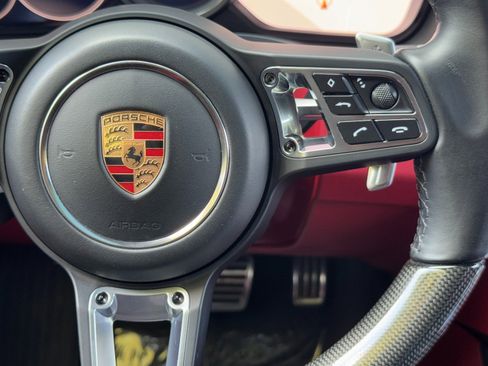 Used 2020 Porsche Cayenne Turbo image 24