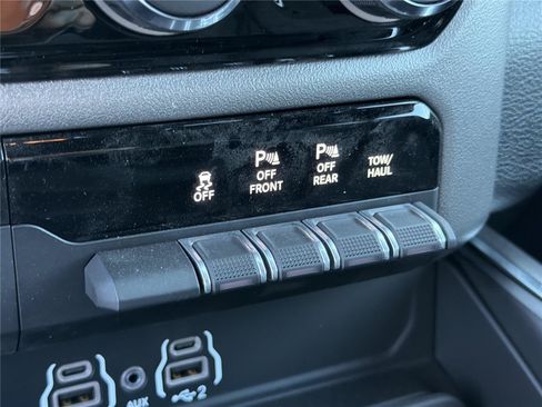 New 2026 RAM 1500 Big Horn AWD/4WD image 29
