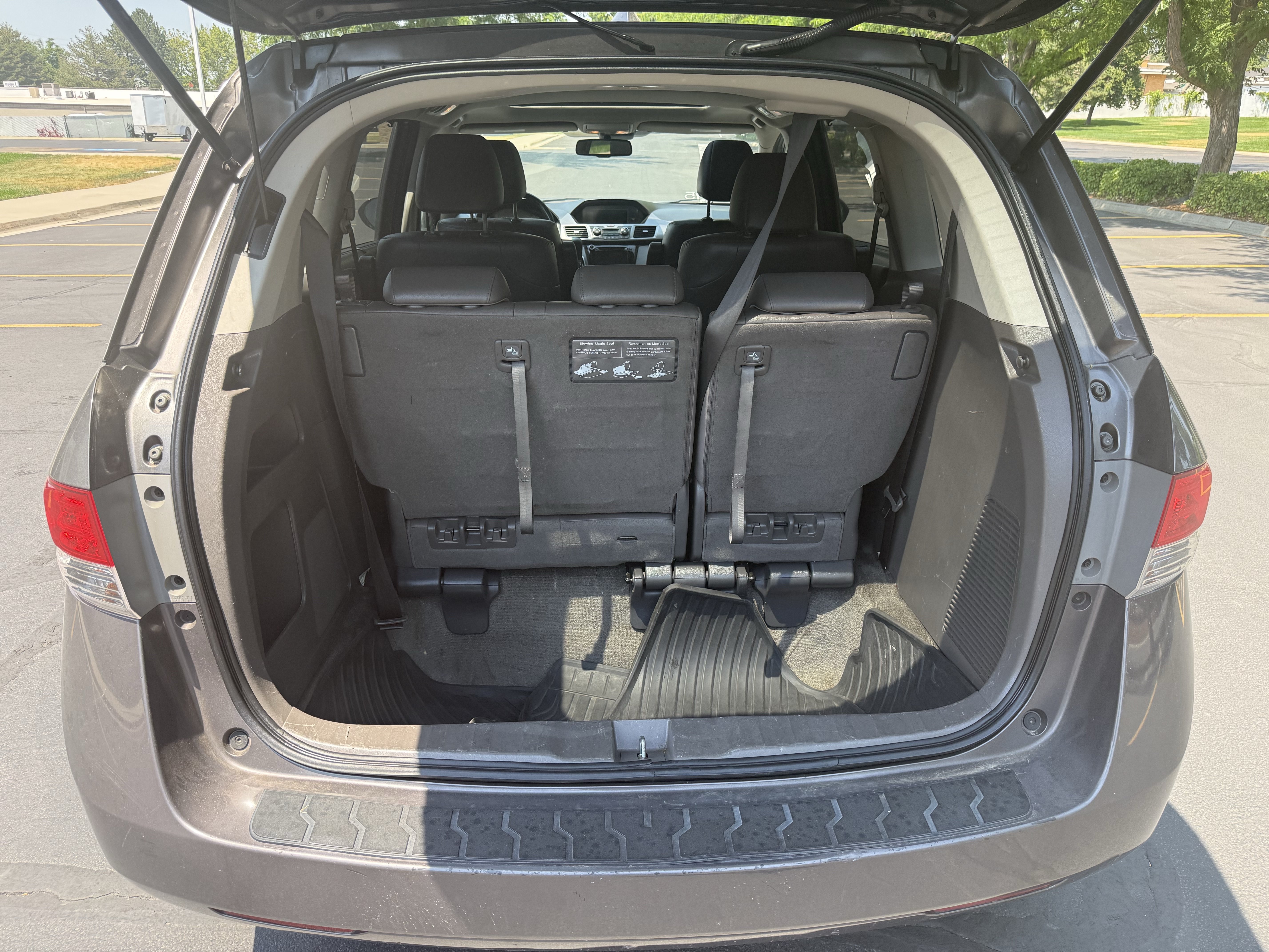 Used 2014 Honda Odyssey EX-L image 18
