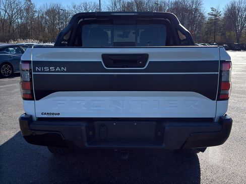 Certified 2024 Nissan Frontier SV w/ Hardbody Edition image 7