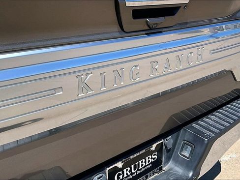Used 2019 Ford F150 King Ranch w/ Equipment Group 601A Luxury AWD/4WD image 38