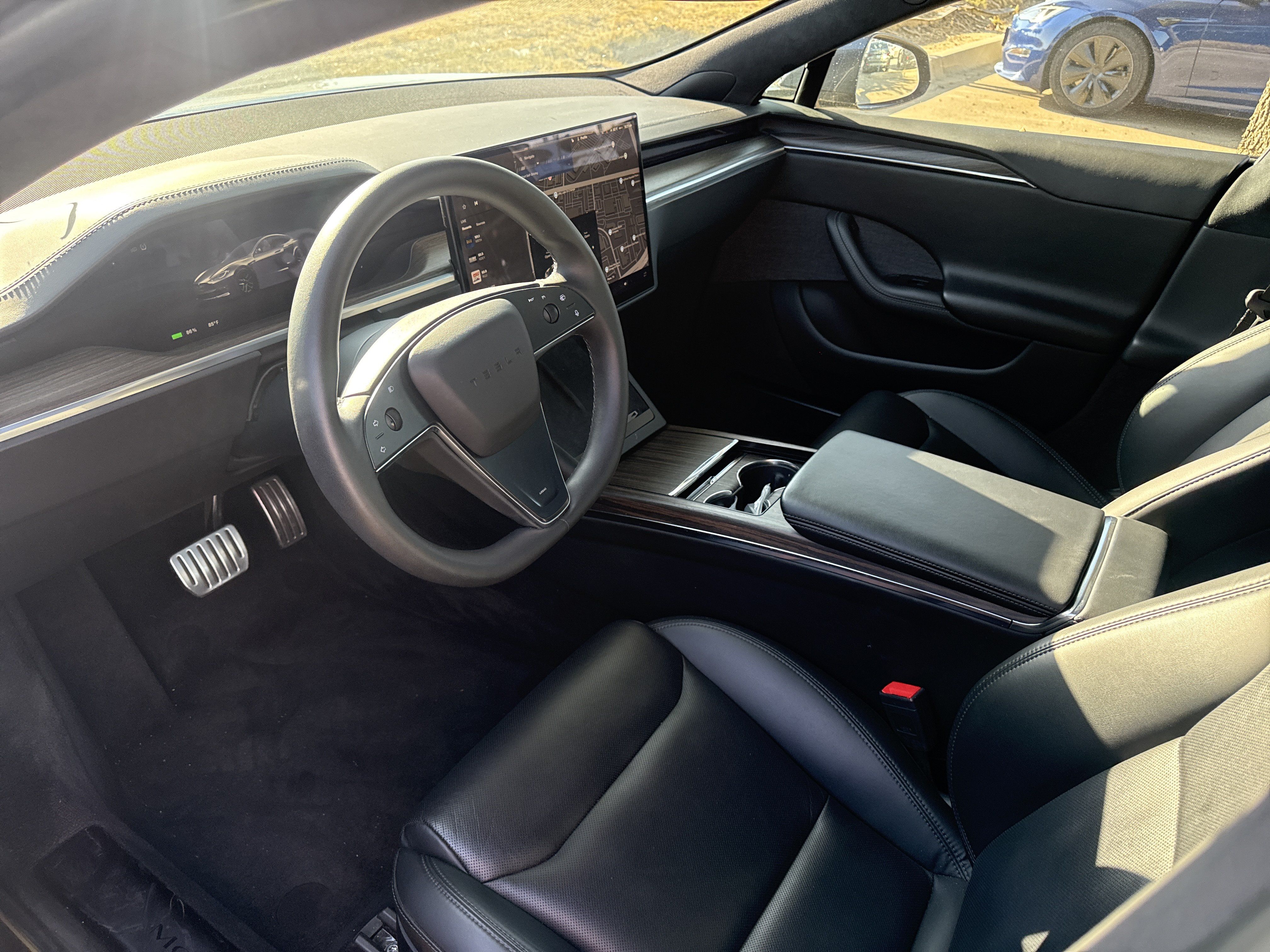 Used 2023 Tesla Model S Standard Range AWD/4WD image 4