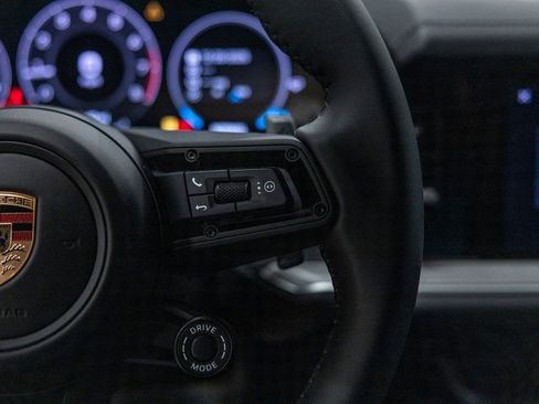 New 2026 Porsche Cayenne Coupe AWD/4WD image 46